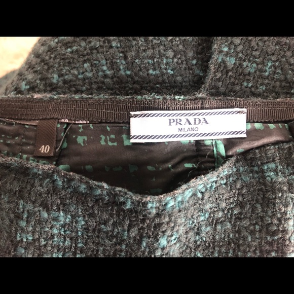 Prada pencil skirt - Picture 5 of 8